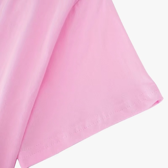 NWT “Mean Girls” Halloween Inspired Pink Short Sleeve T-Shirt.Sizes L,XL and XXL - Picture 3 of 9